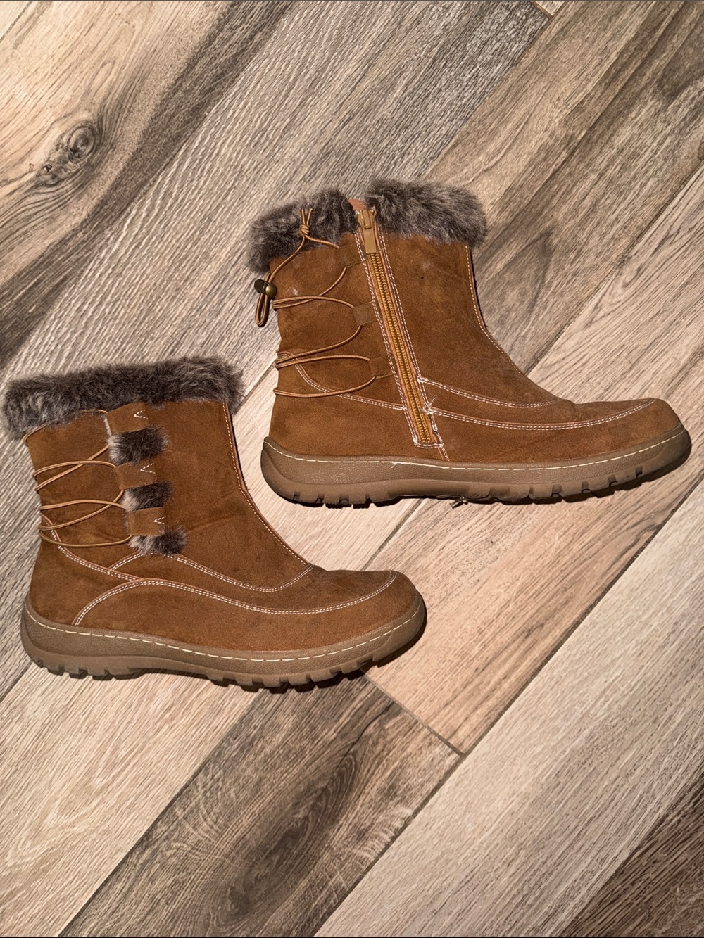 Women's Faux-Fur Trim Winter Ankle Boots - Brown Suede Comfort 9